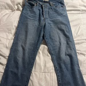 Levi’s button up jeans